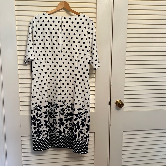 Cute Springtime dress - Picture 6 of 6